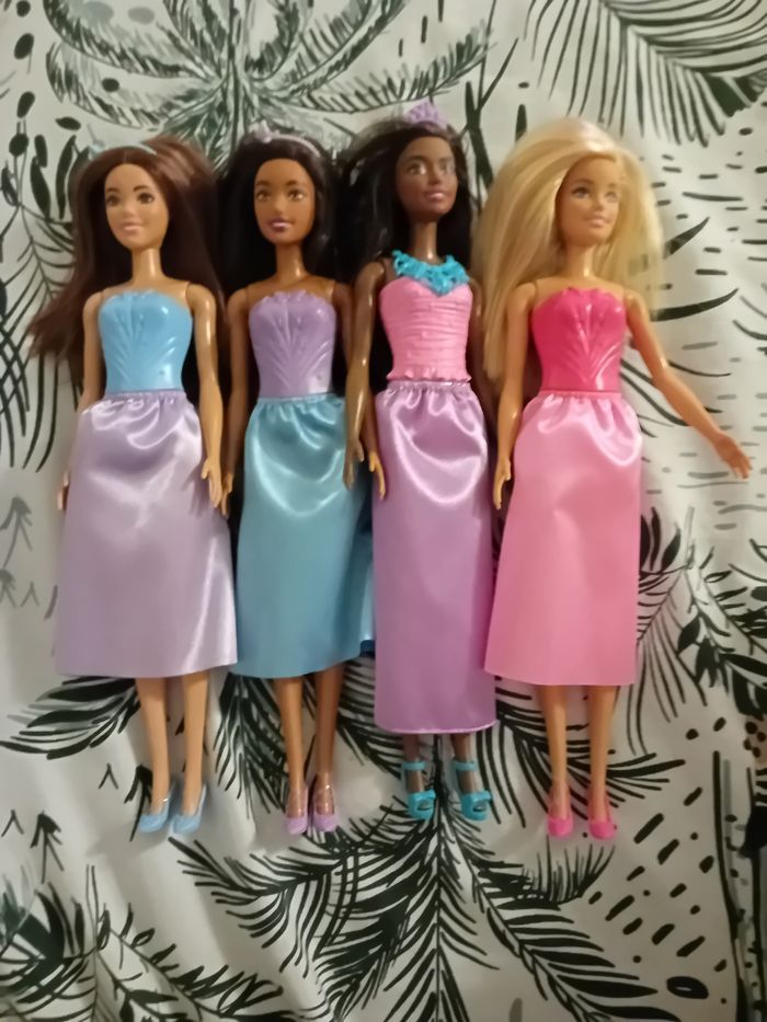 Lot barbie princesse dreamtopia