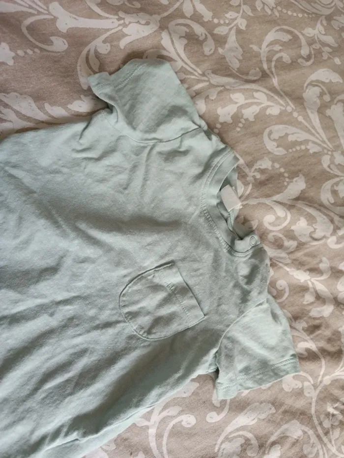 Tee shirt vert d'eau 86cm H&M - photo numéro 3