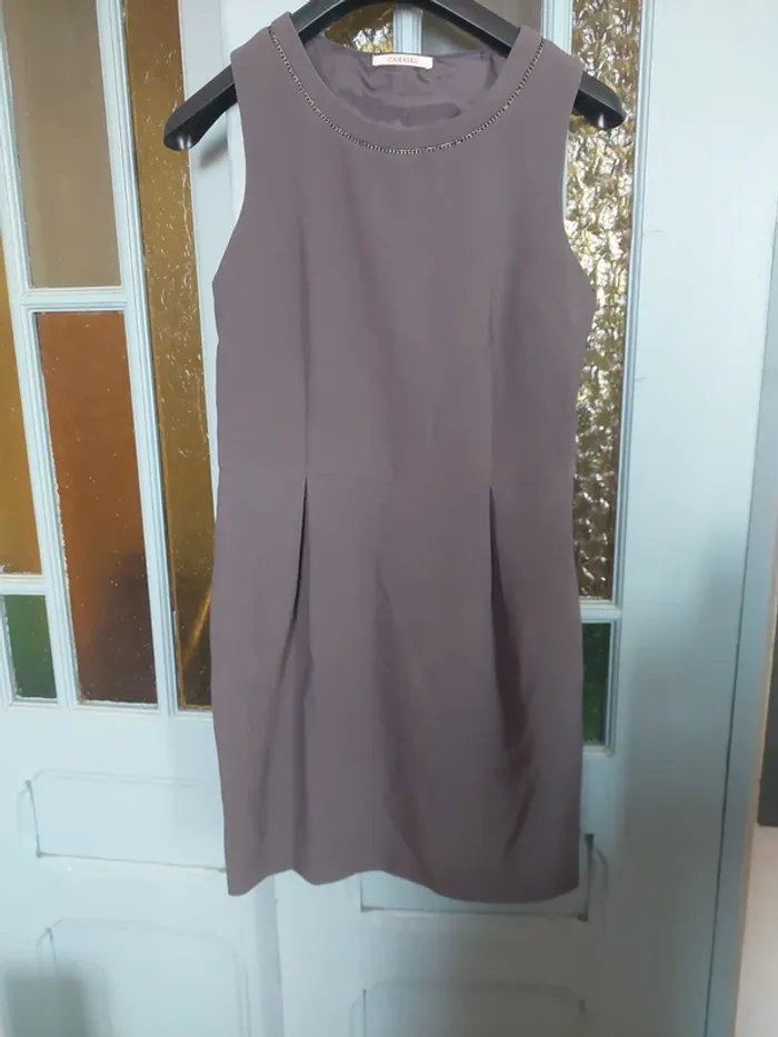 Robe sans manches