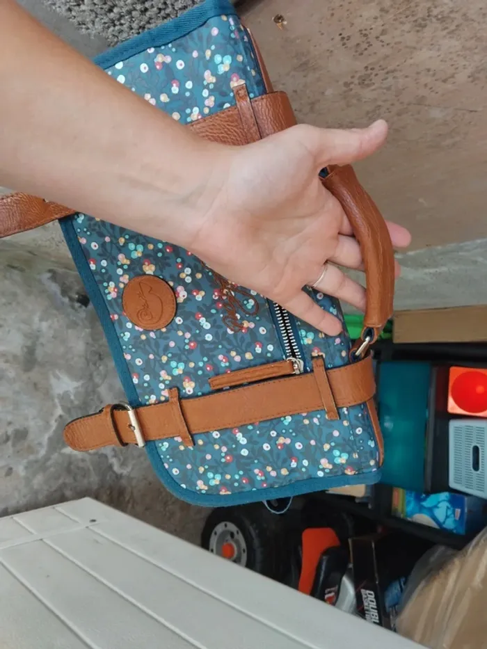 Cartable fleuri - photo numéro 13