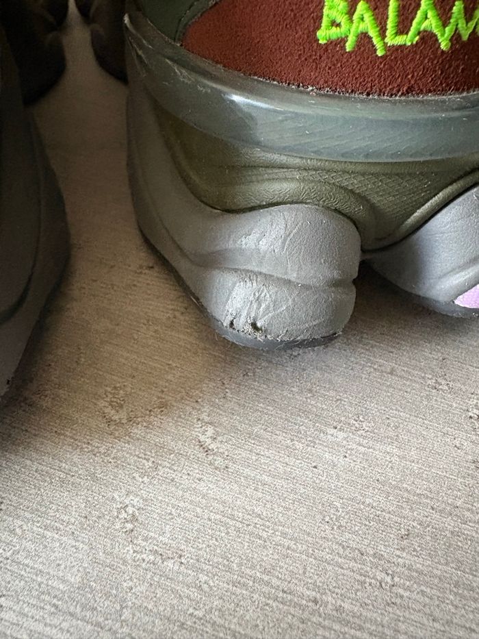 New Balance 9060 Chênes/Bordeaux - photo numéro 5