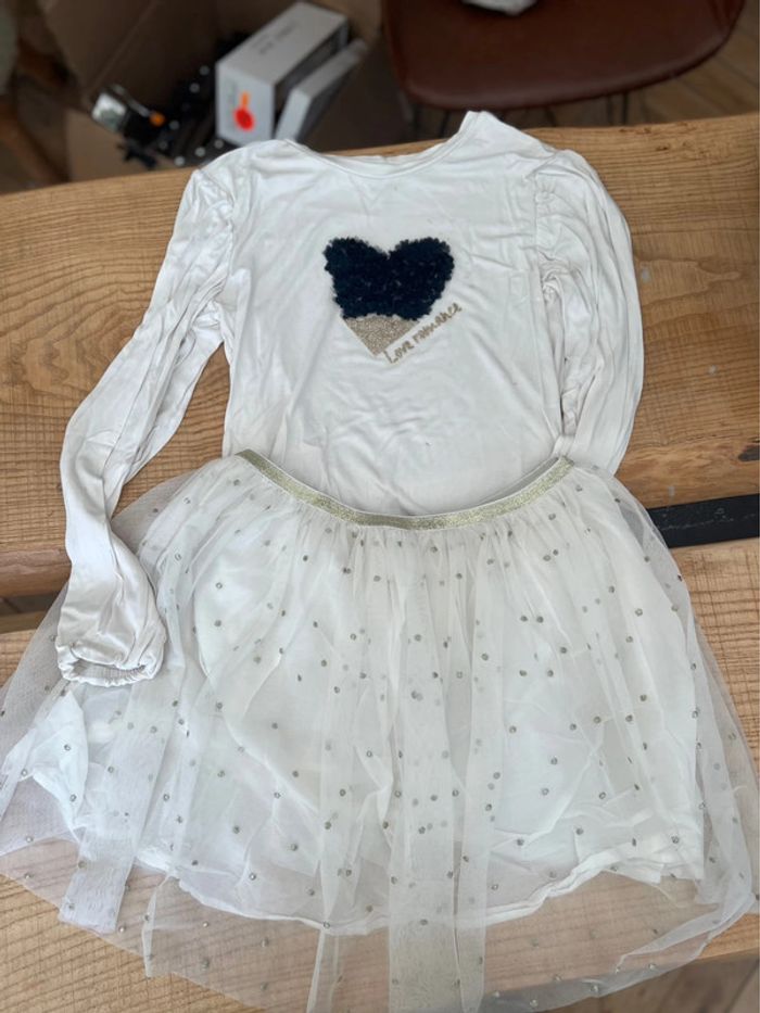 Ensemble tape-à-l’œil orchestra 14 ans, jupe tutu en tulle, princesse, cérémonie T-shirt doré cœur