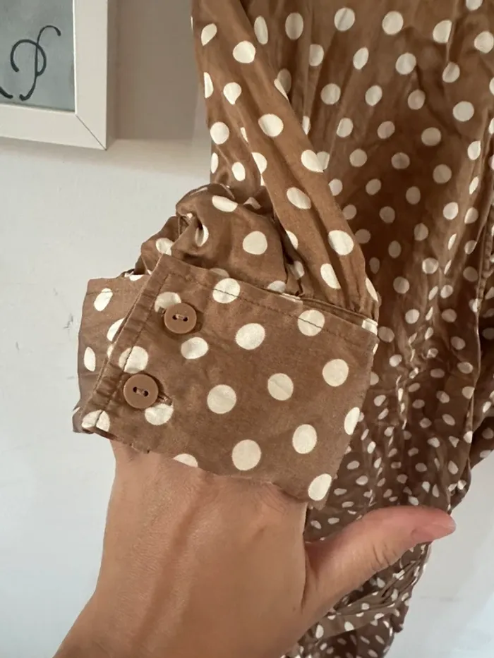 Robe satiné à pois apart taille 40 - photo numéro 2