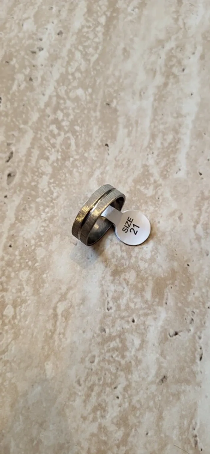 Bague argentée mate – Taille 21 - Neuf