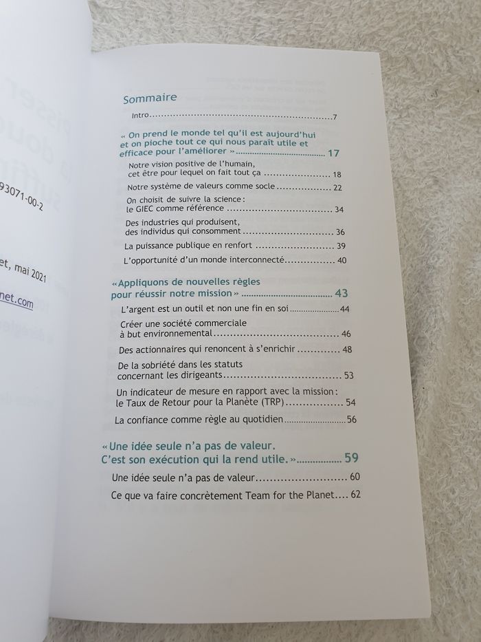 Livre Pisser sous la douche ne suffira pas neuf - photo numéro 3
