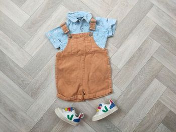 Ensemble salopette courte et chemise denim 3 ans été 