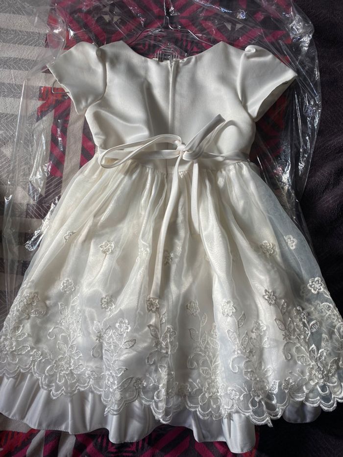 Robe cérémonie - photo numéro 2