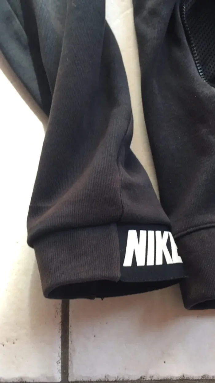 Veste à capuche Nike - photo numéro 2