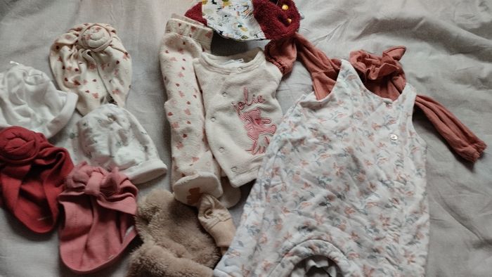 Lot de vêtements bébé fille - photo numéro 3