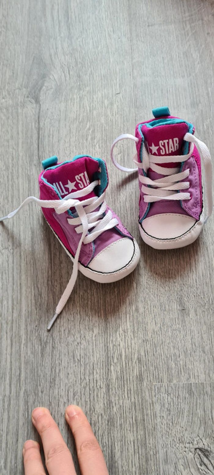 Converse bébé pointure 19 - photo numéro 5