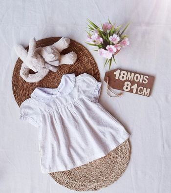 Robe 👣 18 mois, légère, col Claudine, blanche et cœurs