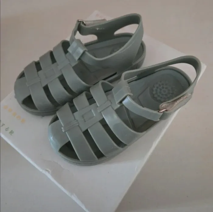 Sandales HEMA - Taille 25