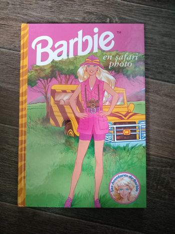 Livre barbie en safari photo