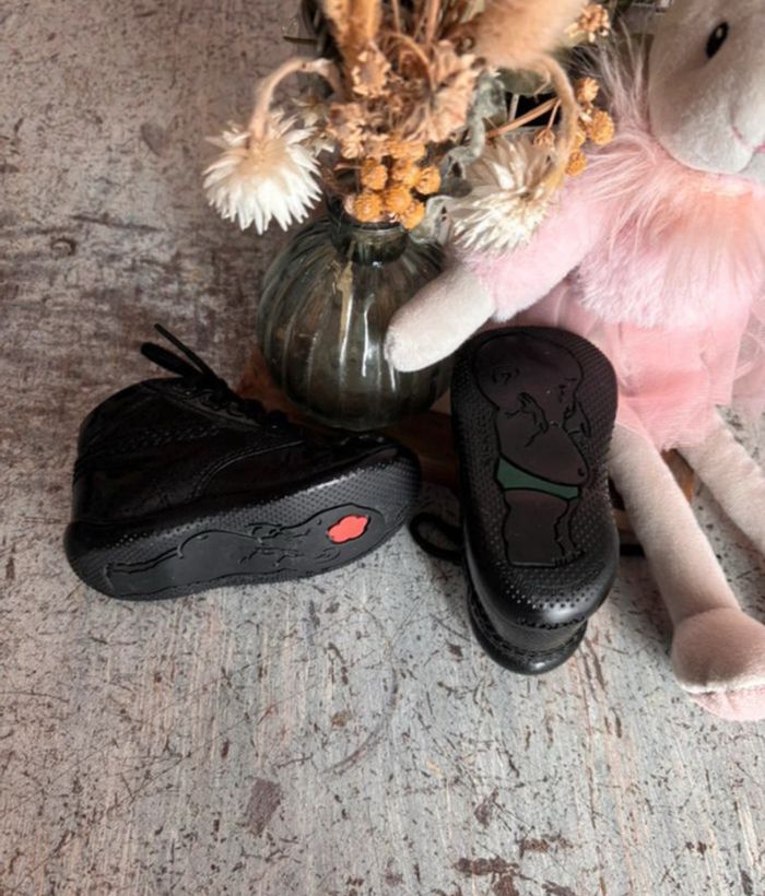 Chaussures Kickers taille 20 noire - photo numéro 3