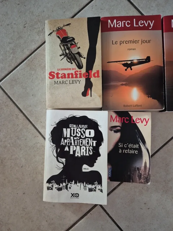 lot de 5 livres de Marc levy et Guillaume Musso - photo numéro 3