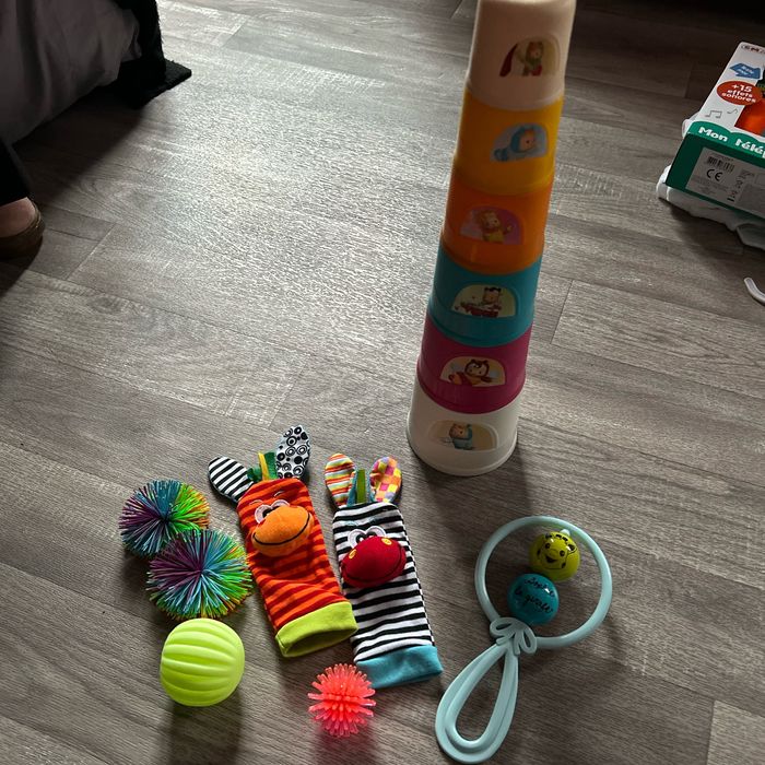 Lot de jouets