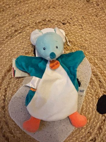 Doudou marionnette  baby nat 