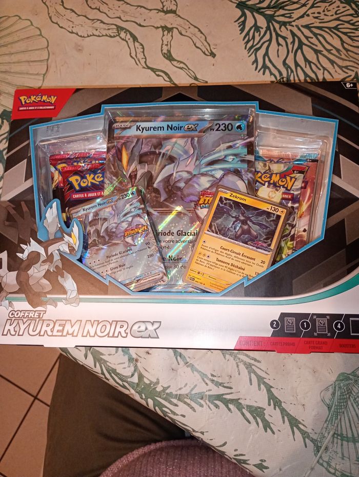 Coffret pokémon Kyurem noir ex - photo numéro 3