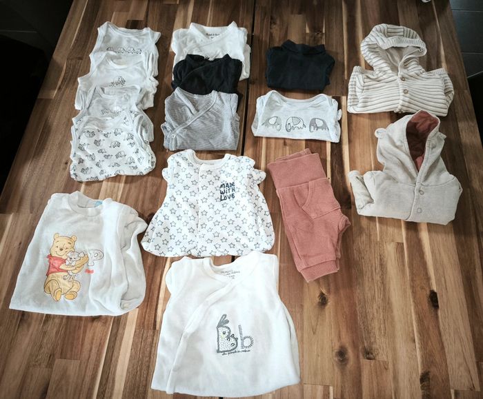 Lot de vêtements 1 mois