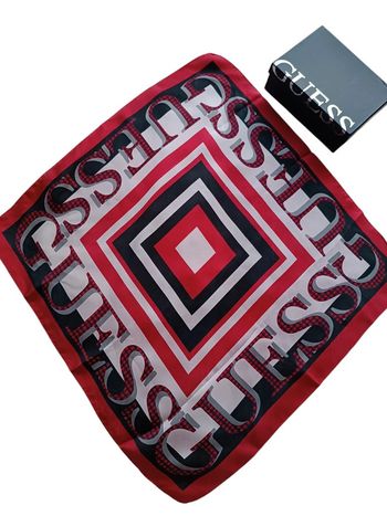 Foulard Guess rouge