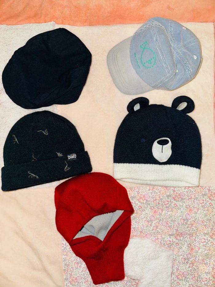Lot 5 bonnet /casquette /cagoule