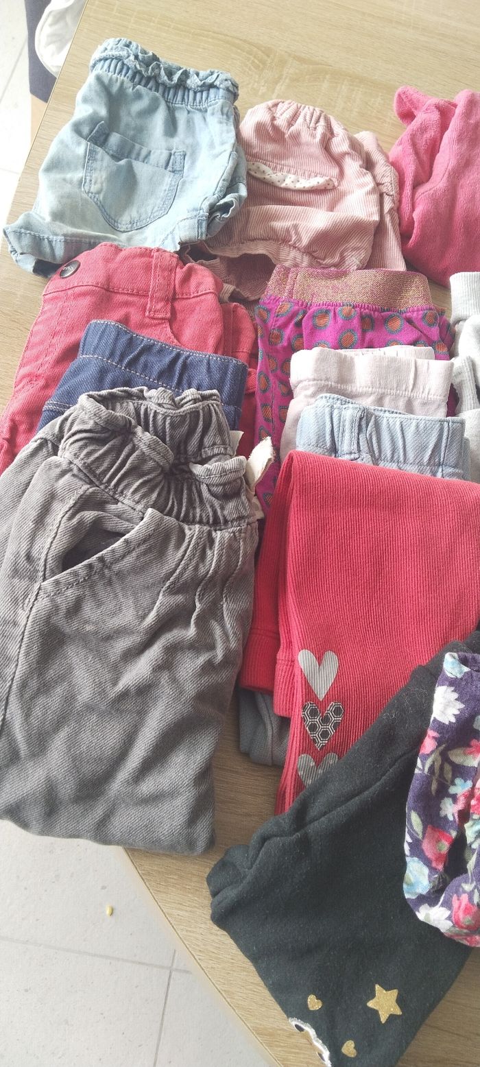 Lot vêtements bébé fille 12M/74 cm - photo numéro 2