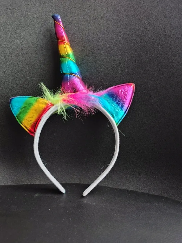 Serre tĂȘte licorne đŠ multi couleur arc en ciel - photo numĂ©ro 2