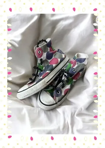 Converses taille 32 mi haute