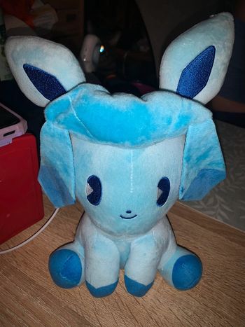 Peluche Eevee glaceon pokemon