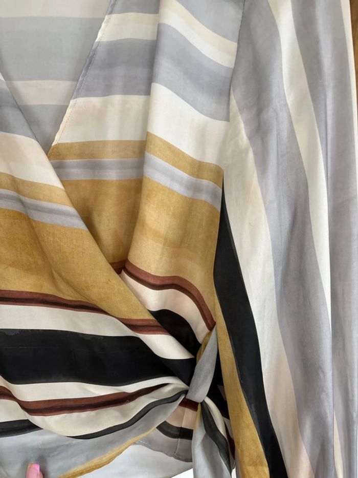 Haut cache cœur gris jaune noir Zara taille S - photo numéro 3
