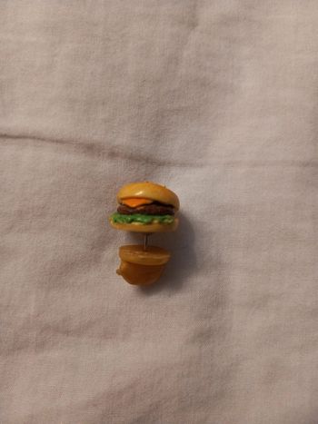 Pin's Hamburger