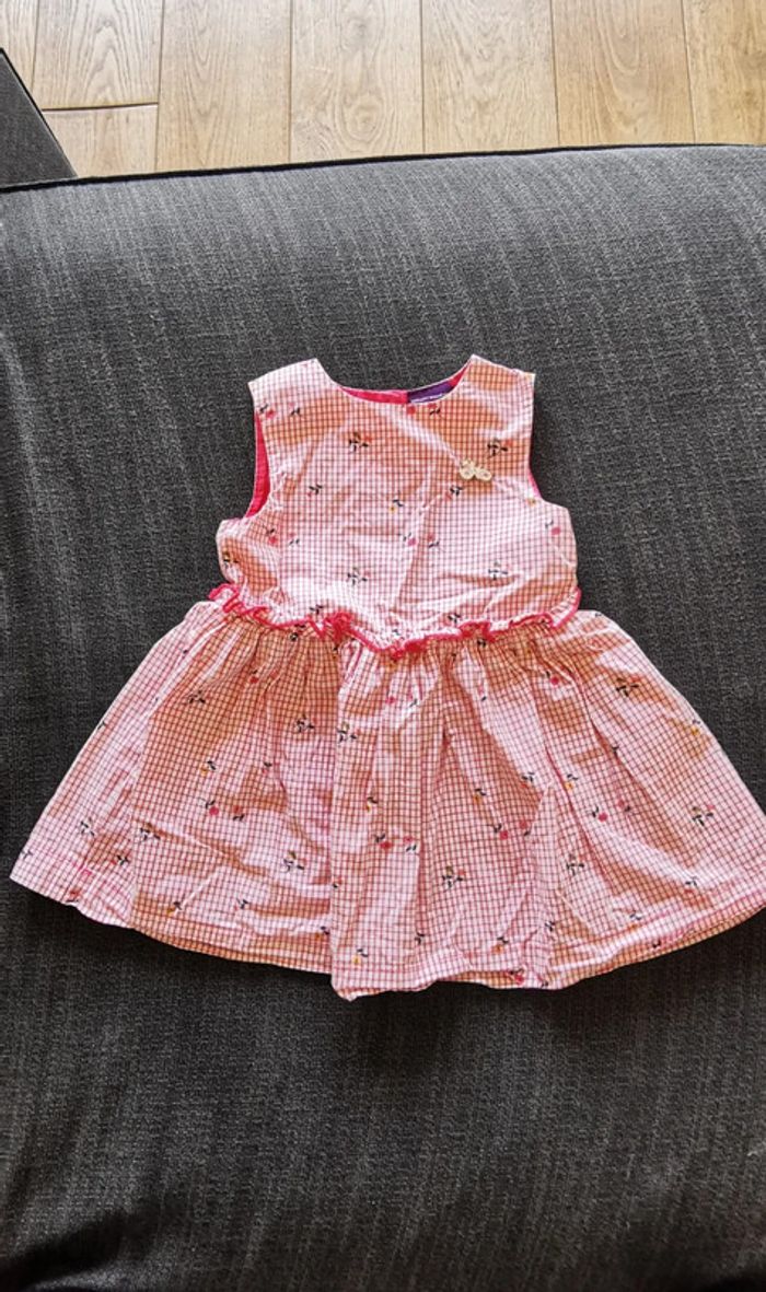 Magnifique robe taille 24 mois