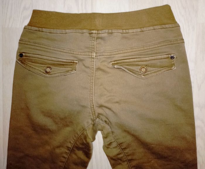 Pantalon kaki Kiabi 
T. 9 ans - photo numéro 4