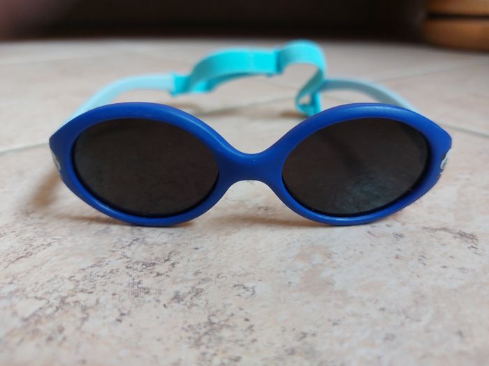 Lunette de soleil petipouce