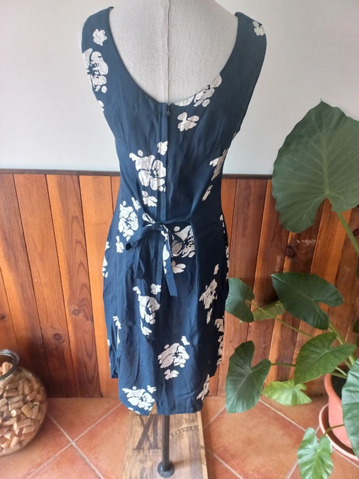 Robe bleu à fleur - photo numéro 2