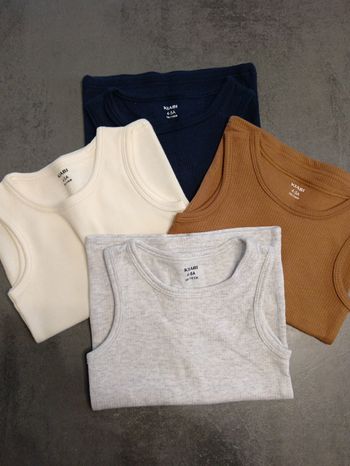 Lot de 4 débardeurs