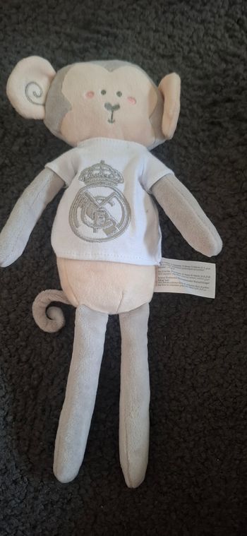 Peluche real madrid
