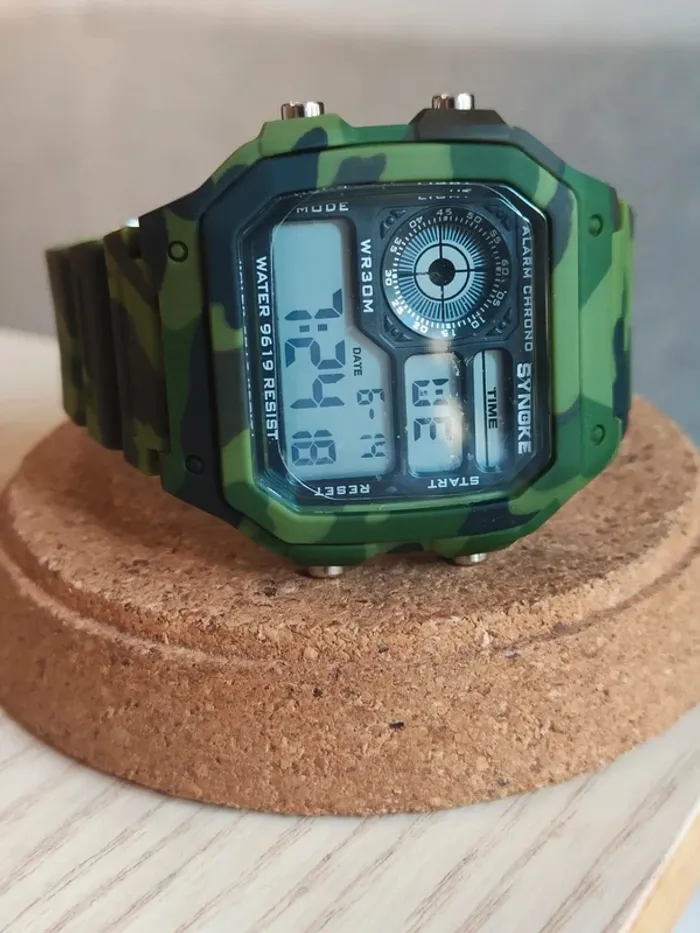 Montre multifonctions vert militaire waterproof - photo numéro 2