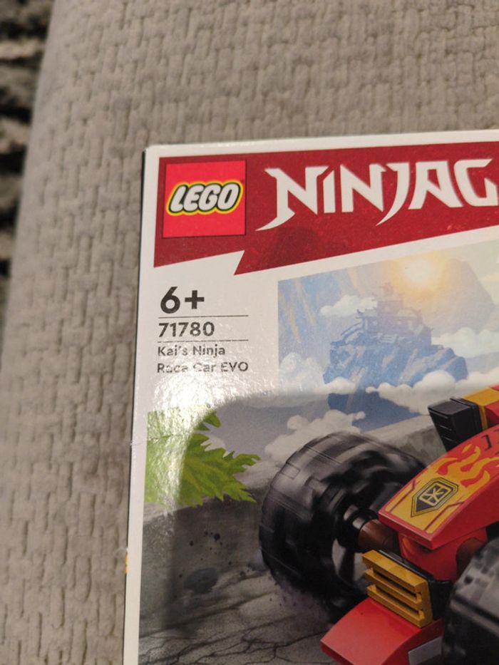 Lot de 3 boîtes de Lego Ninjago - photo numéro 5