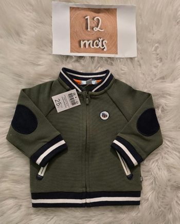 NEUF(non portée)🏷🥰😍sublime /sweat zippé 12 MOIS garçon 😍😍💙💙💙