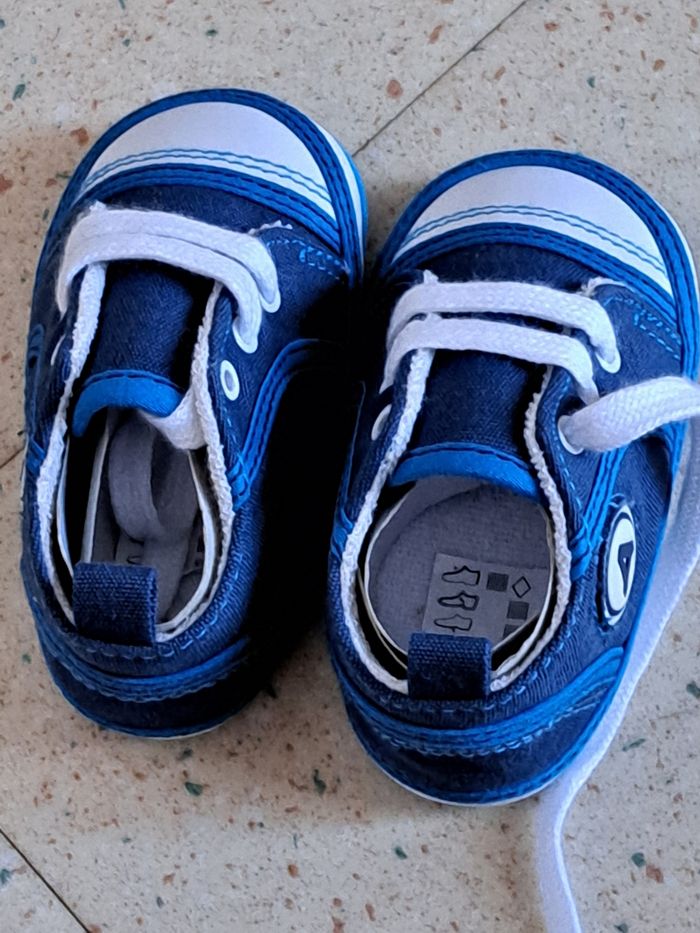 Chaussure absorba neuf pour bébé - photo numéro 8