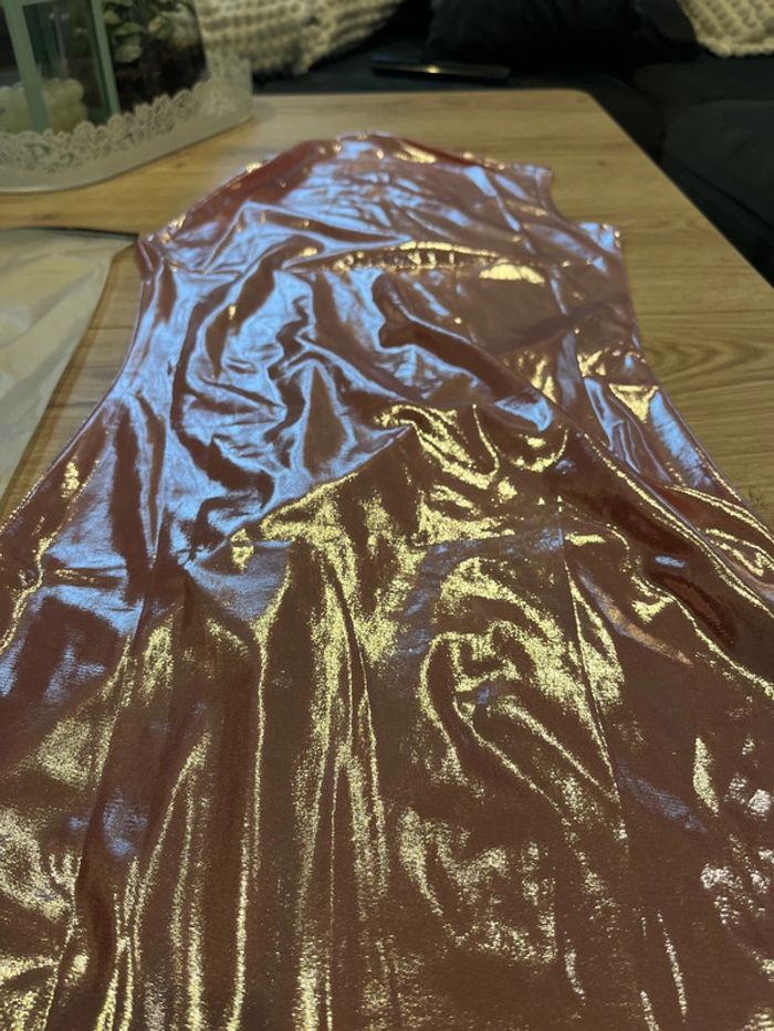 Magnifique robe sexy rose asymétrique taille S neuve - photo numéro 3