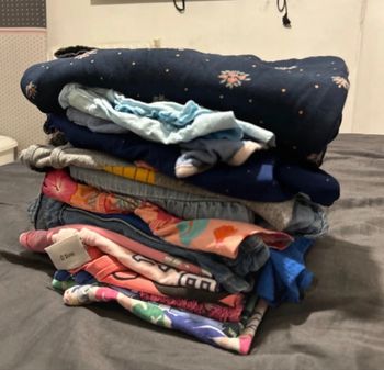 Lot vêtements fille 4 ans
