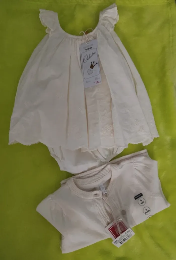 Ensemble layette et gilet