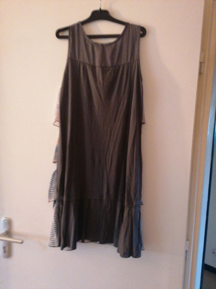 Robe femme 42 - photo numéro 2