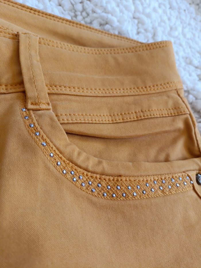 Pantalon jaune moutarde slim strass paillettes Armand Thierry Premium cute vintage old school - photo numéro 3