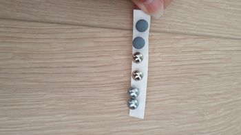 3 paires de boucles d'oreilles neuves