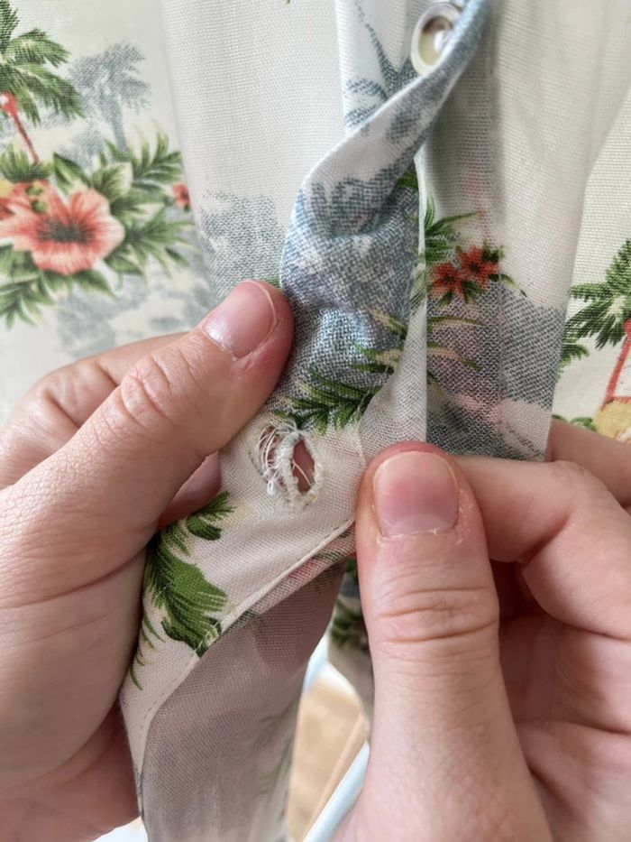 Chemisier à motifs oiseaux Kiabi taille M quelques bouloches très bon état - photo numéro 3