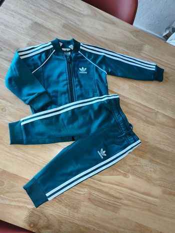 Ensemble adidas 9-12 mois