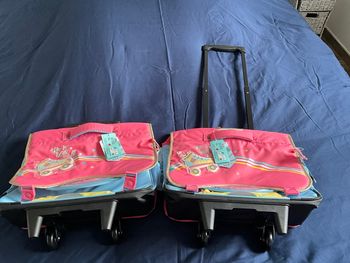 Lot 2 cartables neufs, jamais utilisés